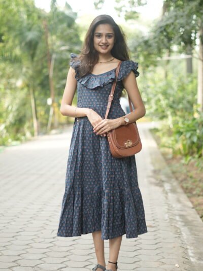 Deep Blue Elegance Maxi Dress – Timeless Outfit