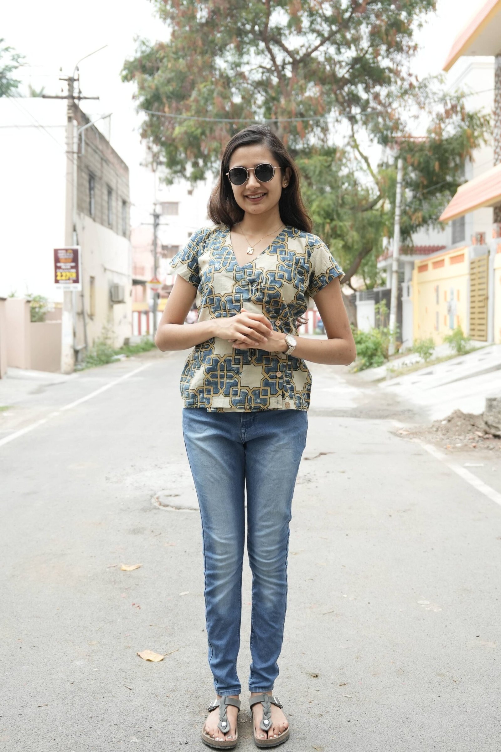 Blue Geometric Print Tunic Top with Beige Base - Image 4