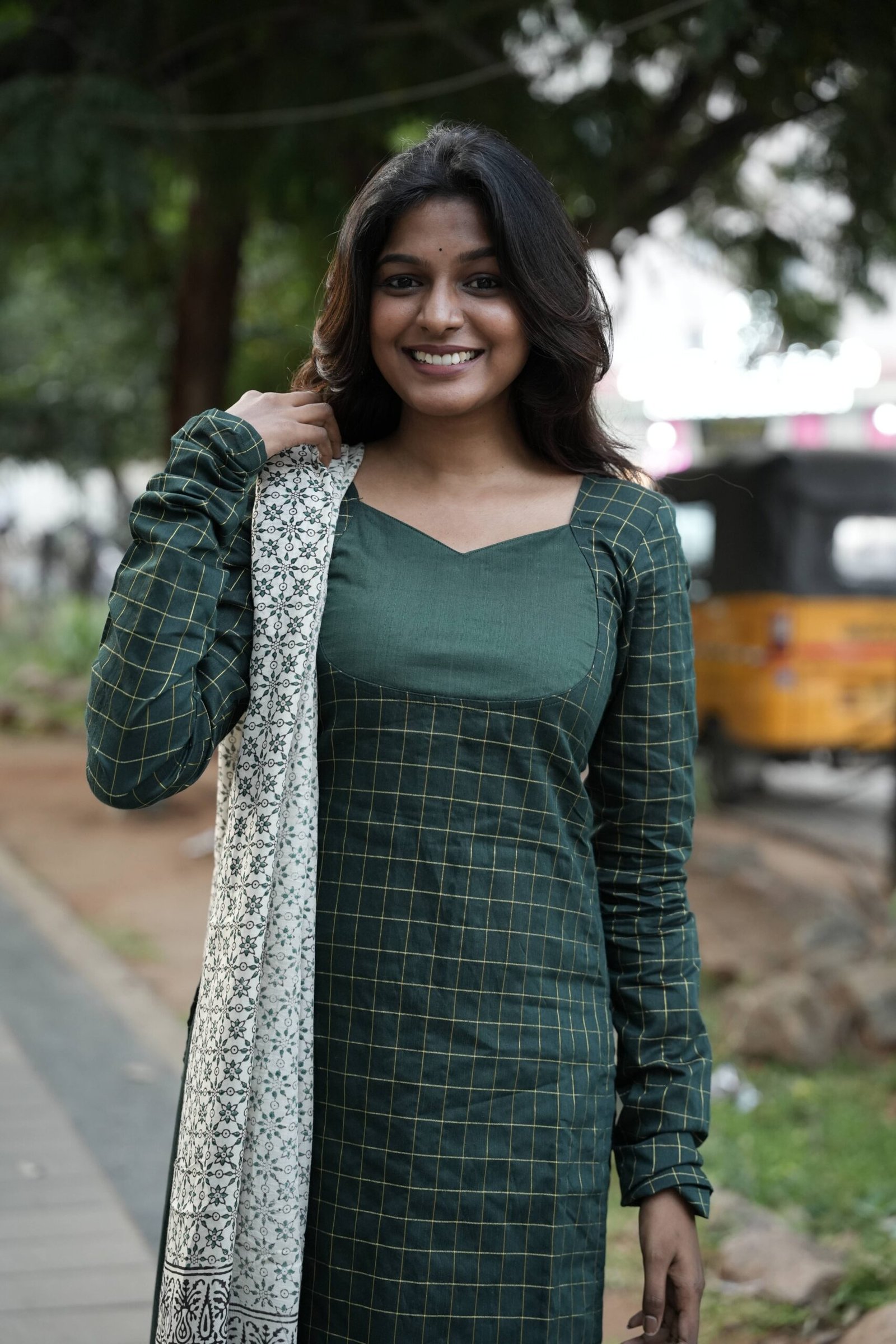 Emerald Checked Grace Kurti Set with Printed Dupatta - Image 4