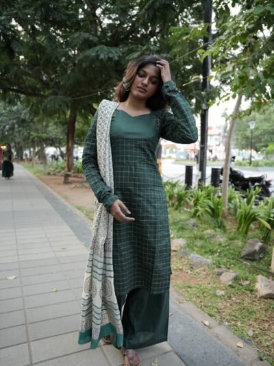 Emerald Checked Grace Kurti Set with Printed Dupatta